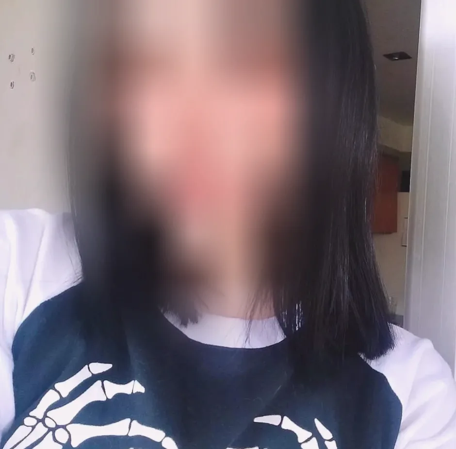 Viola, 20 anni